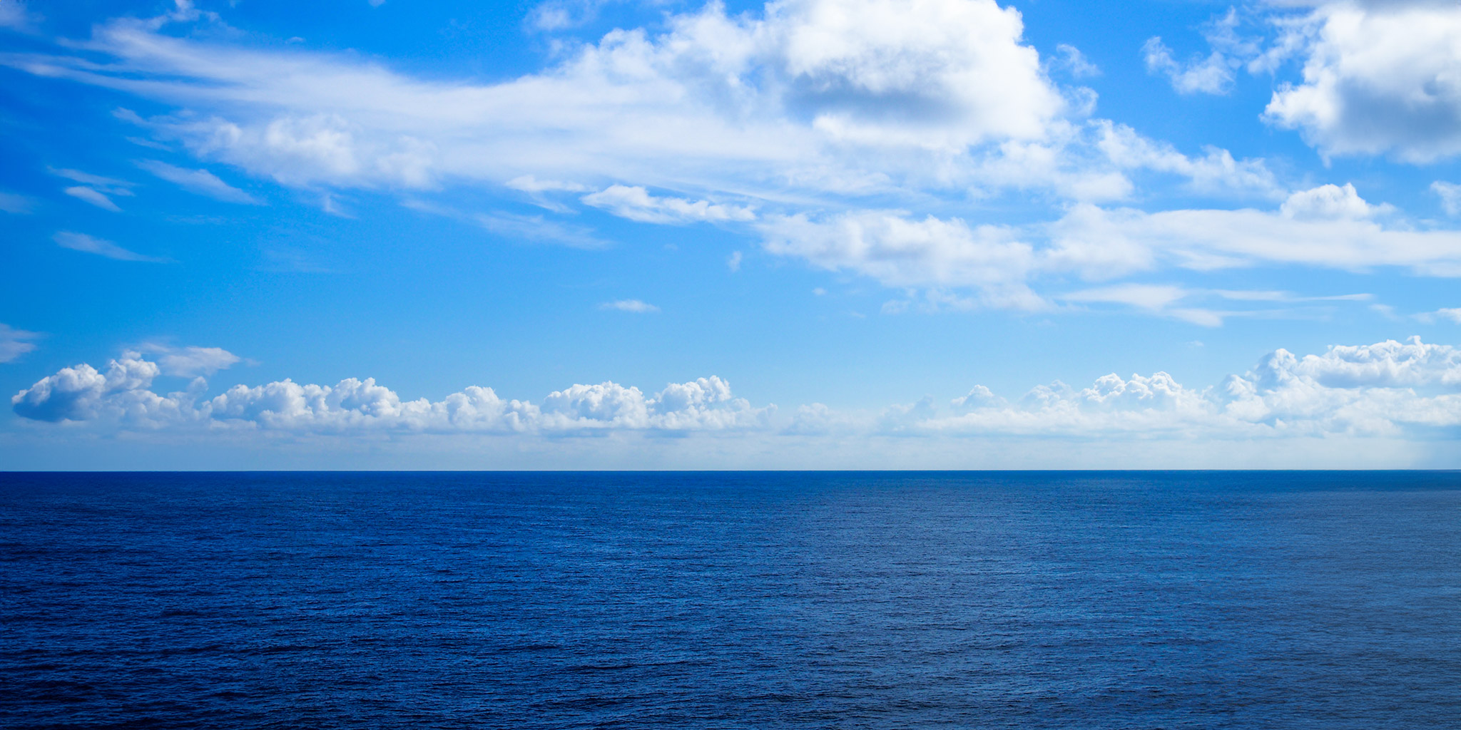 Open sea horizon